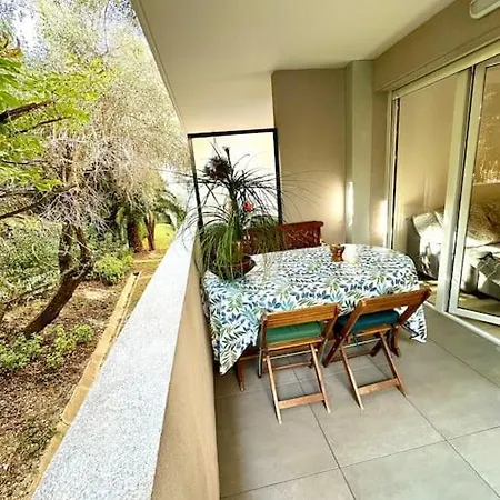 Neuf Avec Grande Terrasse Au Calme Νίκαια